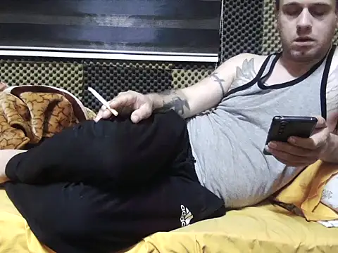 Snapshot of Arabeyes chatting on 10/28/25, 07:27 Arabeyes online show from 10/28/25, 07:27