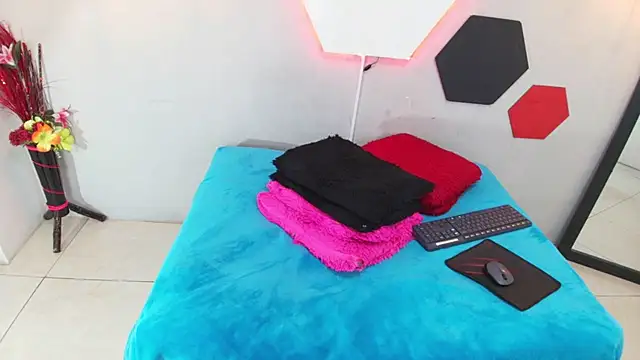 martinaclark online show from 03/21/25, 09:23