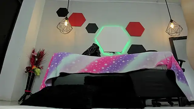 martinaclark online show from 09/09/25, 04:12