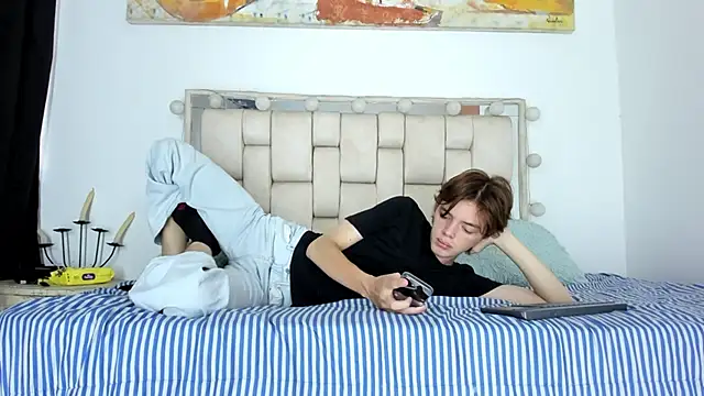 daniel hot03 online show from 12/20/25, 01:29