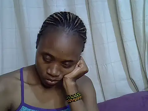 Snapshot of Tanaissa2 chatting on 09/16/25, 01:06 Tanaissa2 online show from 09/16/25, 01:06