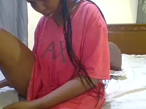 Snapshot of sexy__candyy chatting on 02/17/25, 02:20 sexy candyy online show from 02/17/25, 02:20