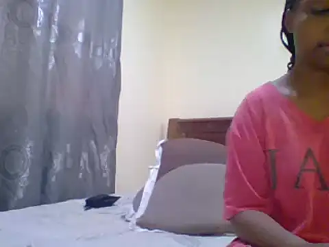 Snapshot of sexy__candyy chatting on 02/21/25, 04:18 sexy candyy online show from 02/21/25, 04:18