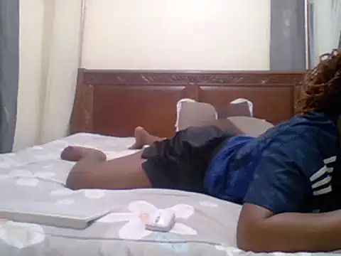 Snapshot of sexy__candyy chatting on 03/09/25, 01:04 sexy candyy online show from 03/09/25, 01:04