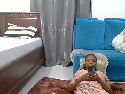 Snapshot of sexy__candyy chatting on 09/22/25, 05:37 sexy candyy online show from 09/22/25, 05:37