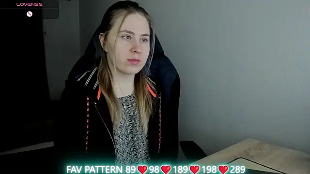 Olivia Munk online show from 03/01/25, 03:21