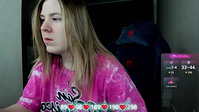 Olivia Munk online show from 01/13/26, 04:18