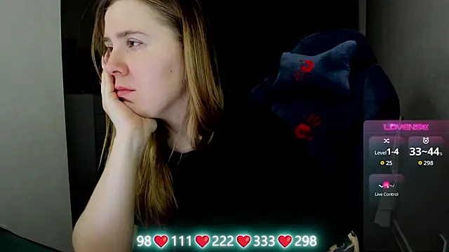 Olivia Munk online show from 03/19/26, 03:54