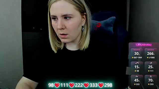 Olivia Munk online show from 03/27/26, 08:26