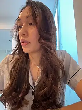 MichelleFerry  online show from 04/24/26, 12:57