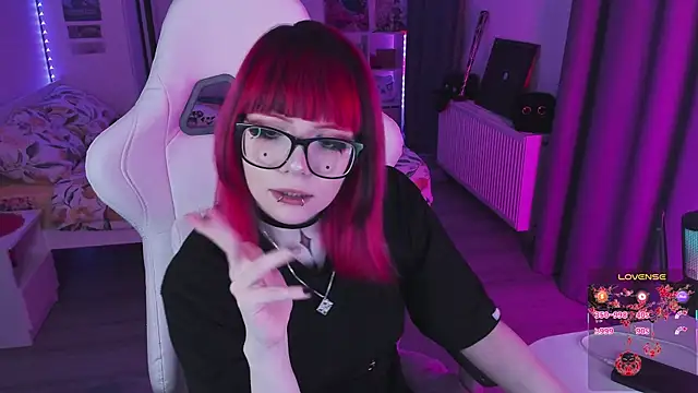 Yumi Youkai online show from 02/14/26, 09:55