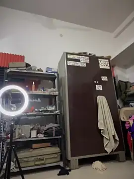 PARI Hun online show from 01/05/25, 11:44