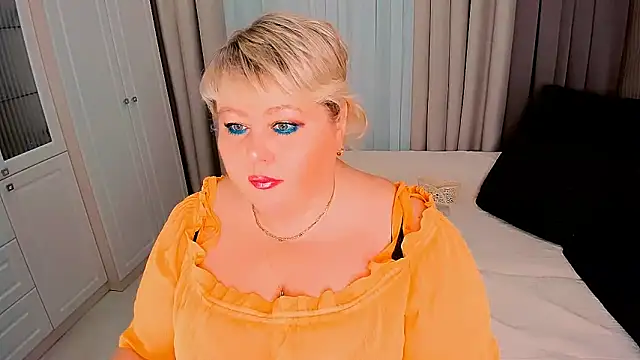 Snapshot of BIGTITSBBW chatting on 02/06/25, 07:29 BIGTITSBBW online show from 02/06/25, 07:29