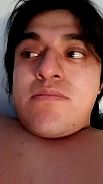 Snapshot of 4emchp23 chatting on 01/03/25, 12:43 4emchp23 online show from 01/03/25, 12:43