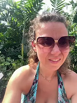 BabyNila online show from 02/13/25, 03:29