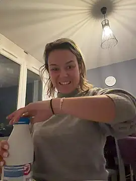 BabyNila online show from 11/08/25, 06:07