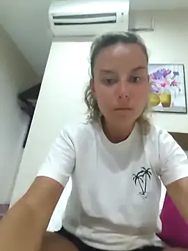 BabyNila online show from 03/03/26, 07:47