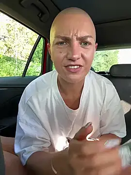 PaulinaSchubert1 online show from 04/24/26, 01:13