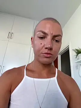 PaulinaSchubert1 online show from 05/21/26, 01:07