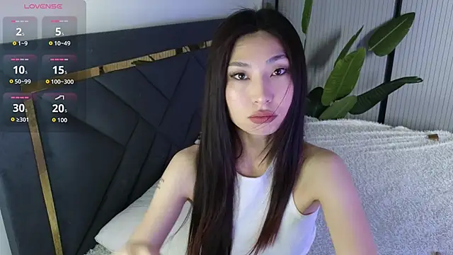 TrishaRey online show from 06/02/26, 05:09