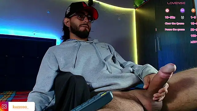 kuzzcoo online show from 02/25/26, 12:48