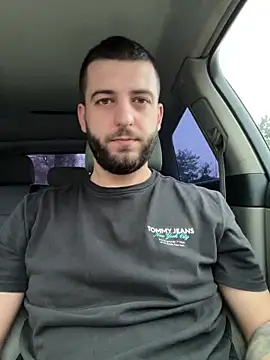 ElChapoGuzman95 online show from 02/02/25, 06:15