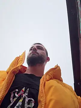 Snapshot of ElChapoGuzman95 chatting on 11/27/25, 07:21 ElChapoGuzman95 online show from 11/27/25, 07:21