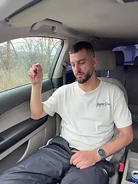 Snapshot of ElChapoGuzman95 chatting on 11/29/25, 07:22 ElChapoGuzman95 online show from 11/29/25, 07:22