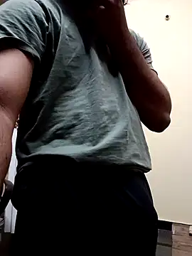 Snapshot of addu24 chatting on 12/15/24, 06:40 addu24 online show from 12/15/24, 06:40