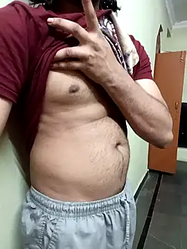 Snapshot of addu24 chatting on 12/31/24, 06:35 addu24 online show from 12/31/24, 06:35