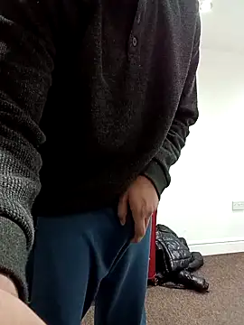 Snapshot of addu24 chatting on 02/10/25, 08:42 addu24 online show from 02/10/25, 08:42