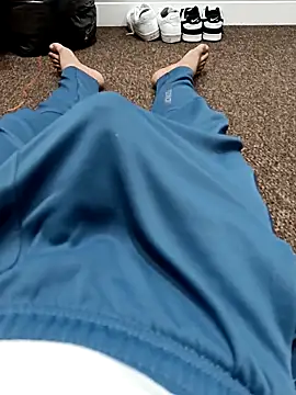 Snapshot of addu24 chatting on 02/27/25, 09:47 addu24 online show from 02/27/25, 09:47