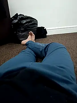 Snapshot of addu24 chatting on 03/21/25, 02:28 addu24 online show from 03/21/25, 02:28