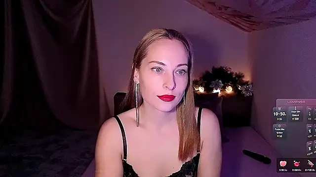 Snapshot of AdeleLady chatting on 12/24/24, 05:02 AdeleLady online show from 12/24/24, 05:02