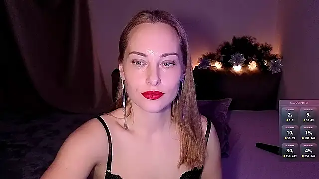 Snapshot of AdeleLady chatting on 12/24/24, 08:05 AdeleLady online show from 12/24/24, 08:05