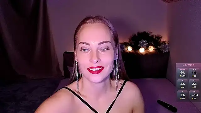 Snapshot of AdeleLady chatting on 12/28/24, 07:33 AdeleLady online show from 12/28/24, 07:33