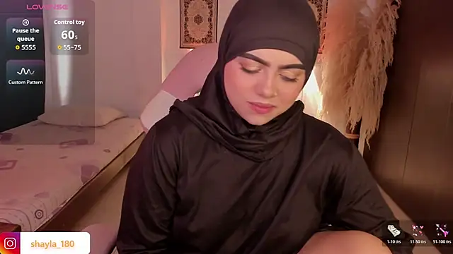 shayla 18 online show from 01/06/26, 07:50