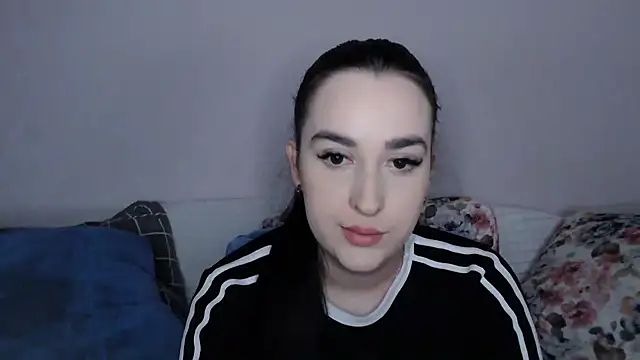 Snapshot of vitalina_freedom chatting on 12/09/24, 01:45 vitalina freedom online show from 12/09/24, 01:45