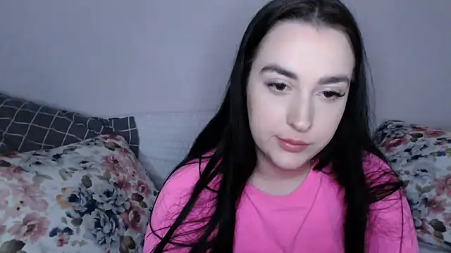 Snapshot of vitalina_freedom chatting on 12/19/24, 12:34 vitalina freedom online show from 12/19/24, 12:34