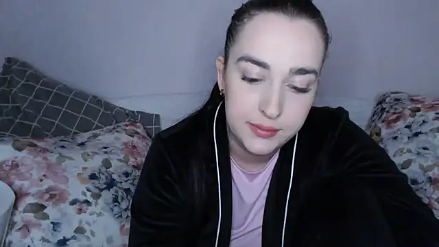 Snapshot of vitalina_freedom chatting on 12/21/24, 03:31 vitalina freedom online show from 12/21/24, 03:31