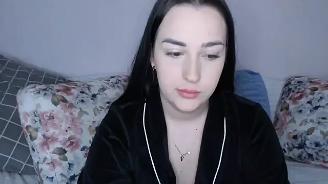 Snapshot of vitalina_freedom chatting on 12/23/24, 12:19 vitalina freedom online show from 12/23/24, 12:19