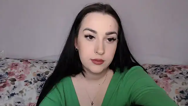Snapshot of vitalina_freedom chatting on 01/28/25, 12:00 vitalina freedom online show from 01/28/25, 12:00