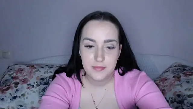 Snapshot of vitalina_freedom chatting on 02/08/25, 04:14 vitalina freedom online show from 02/08/25, 04:14