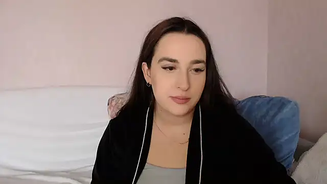 Snapshot of vitalina_freedom chatting on 03/13/25, 09:32 vitalina freedom online show from 03/13/25, 09:32