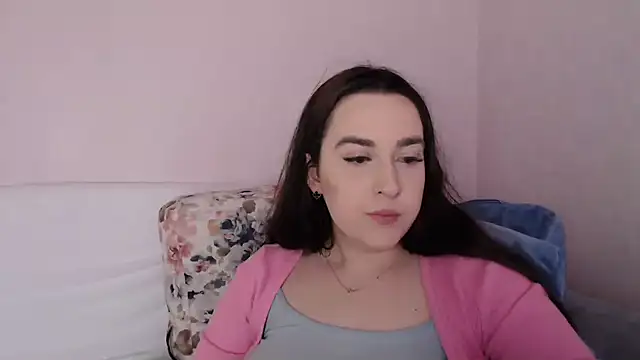 Snapshot of vitalina_freedom chatting on 03/14/25, 06:21 vitalina freedom online show from 03/14/25, 06:21