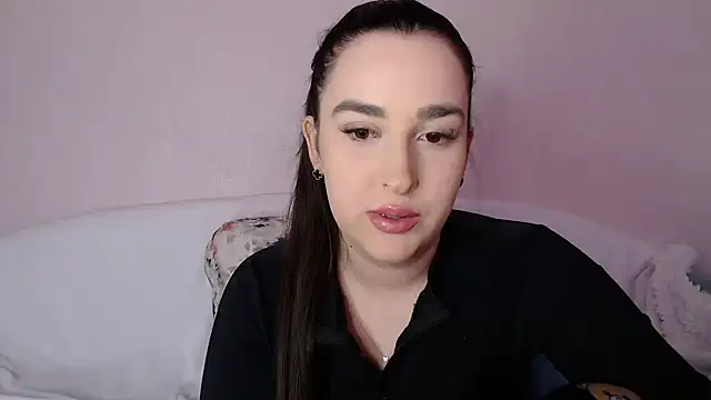 Snapshot of vitalina_freedom chatting on 03/18/25, 11:19 vitalina freedom online show from 03/18/25, 11:19