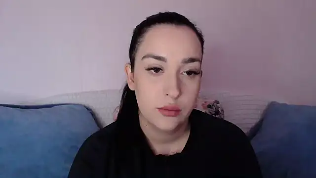 Snapshot of vitalina_freedom chatting on 10/17/25, 11:13 vitalina freedom online show from 10/17/25, 11:13