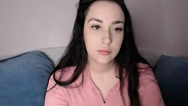Snapshot of vitalina_freedom chatting on 10/18/25, 08:48 vitalina freedom online show from 10/18/25, 08:48