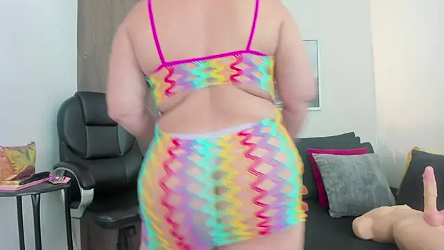 Snapshot of Cheryl_JONES chatting on 11/21/25, 07:29 Cheryl JONES online show from 11/21/25, 07:29