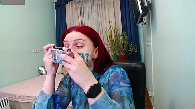 NikaLee online show from 03/18/25, 07:52
